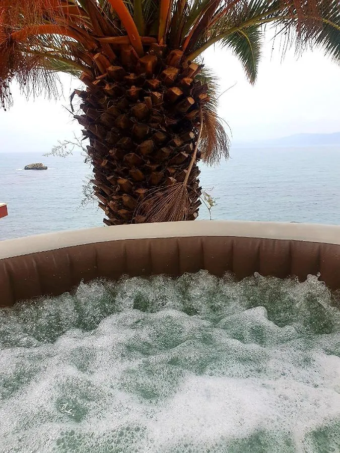 Appartamento Villa Rosa SantʼElia Italia