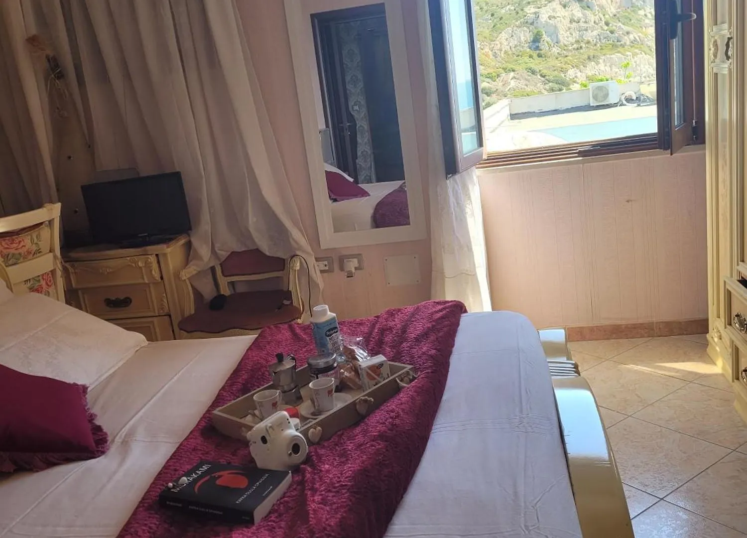 Appartamento Villa Rosa SantʼElia Italia