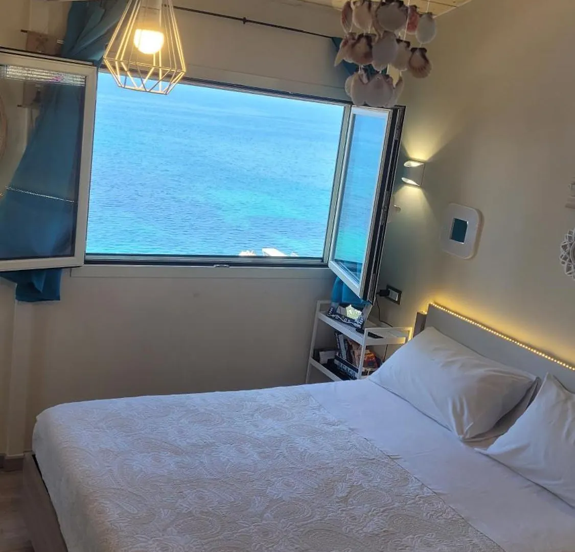 Villa Rosa Sant'Elia  Italy